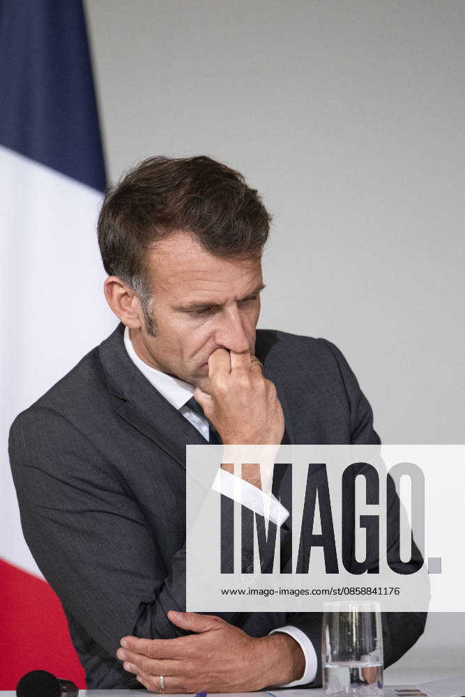 Emmanuel Macron at a meeting with the G7 Engament Groups - Paris French President Emmanuel Macron look and gestures during a meeting with the G7 Engament Groups at the Elysee Palace, French Presidential Palace, in Paris, on June 10, 2026. Photo by Eliot Blondet ABACAPRESS.COM Paris France France