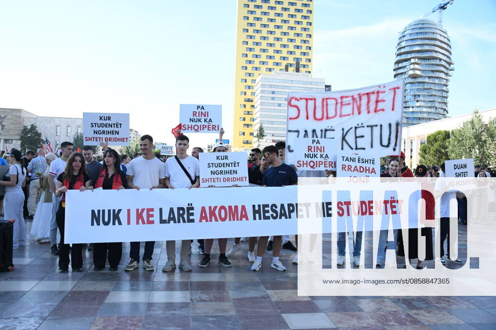 Protests against the Vlora tourism project continue in Albania TIRANA, ALBANIA - JUNE 10: People stage a protest against a planned tourism project in the Zvernec area of Avlonya (Vlora) as they gather at Skanderbeg Square in Tirana, Albania on June 10, 2026. Olsi Shehu Anadolu Tirana Albania. Editorial use only. Please get in touch for any other usage.