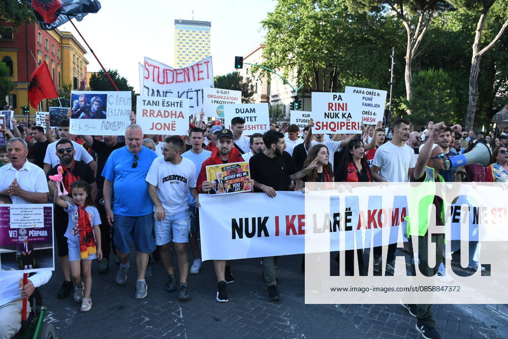 Protests against the Vlora tourism project continue in Albania TIRANA, ALBANIA - JUNE 10: People stage a protest against a planned tourism project in the Zvernec area of Avlonya (Vlora) as they gather at Skanderbeg Square in Tirana, Albania on June 10, 2026. Olsi Shehu Anadolu Tirana Albania. Editorial use only. Please get in touch for any other usage.