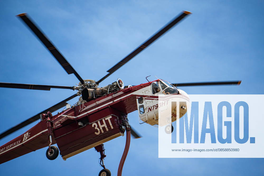 Fire crews battle the November Fire off Foussat Rd. in Oceanside, California, on June 10, 2026. Multiple resources were called to subdue the nearly 850 acre fire that borders Camp Pendleton and the Whelan Lake Audubon Society Preserve. Oceanside USA - ZUMAg219 20260610_znp_g219_008