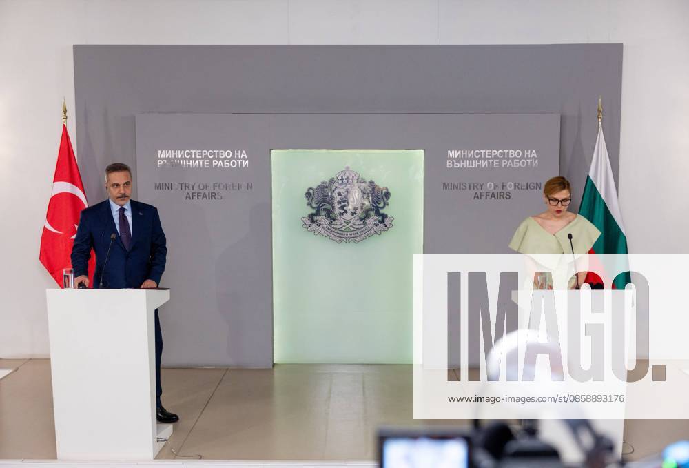 Turkish Foreign Minister Hakan Fidan in Sofia SOFIA, BULGARIA - JUNE 11: Turkish Foreign Minister Hakan Fidan (L) and Bulgarian Foreign Minister Velislava Petrova-Chamova (R) hold a press conference following their meeting in Sofia, Bulgaria on June 11, 2026. Murat Gok Anadolu Sofia Bulgaria. Editorial use only. Please get in touch for any other usage.