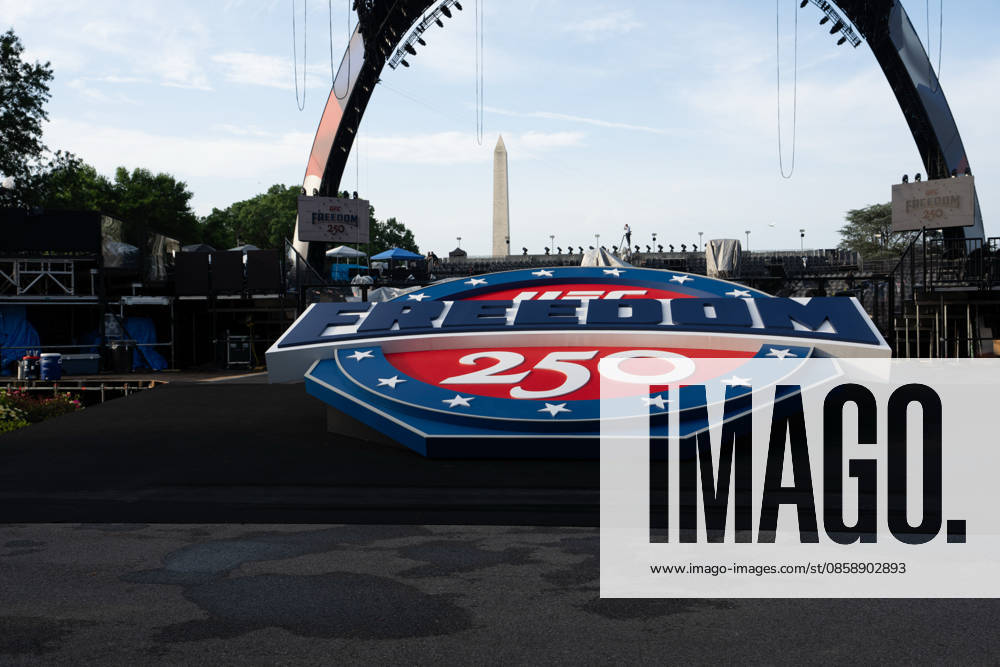 Scenes from the Ulitmate Fighting Championship (UFC) arena on the South Lawn of the White House on June 11, 2026. The UFC will host the Freedom 250 fights on President TrumpÃ¢â‚¬â ¢s birthday on June 14, 2026. Washington United States - ZUMAl312 20260611_znp_l312_001