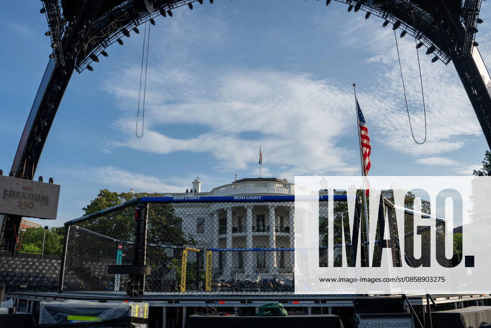 Scenes from the Ulitmate Fighting Championship (UFC) arena on the South Lawn of the White House on June 11, 2026. The UFC will host the Freedom 250 fights on President Trumpâ€⠢s birthday on June 14, 2026. Washington United States - ZUMAl312 20260611_znp_l312_003
