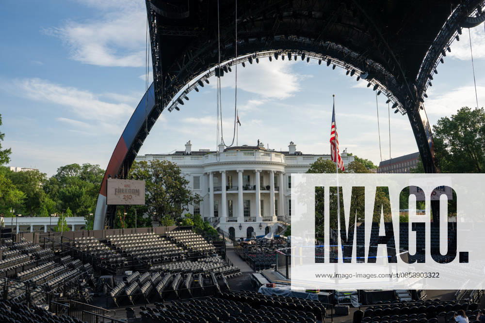 Scenes from the Ulitmate Fighting Championship (UFC) arena on the South Lawn of the White House on June 11, 2026. The UFC will host the Freedom 250 fights on President Trumpâ€⠢s birthday on June 14, 2026. Washington United States - ZUMAl312 20260611_znp_l312_004