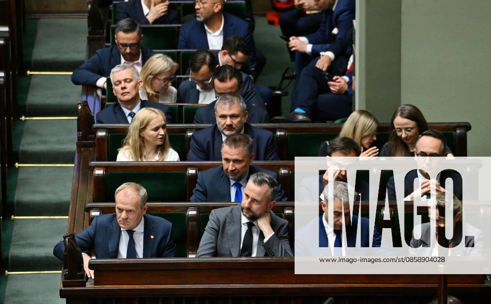 WARSZAWA SEJM RP Warsaw 10 06 2026 59th session of the Sejm of the 10th term - Polish Parliament DEBATA I GLOSOWANIE NAD WOTUM NIEUFNOSCI DLA MINISTRA MSWIA MARCINA KIERWINSKIEGO DEBATE AND VOTE ON THE NO-CONFIDENCE MOTION FOR THE MINISTER OF THE INTERIOR MARCIN KIERWINSKI N Z KRZYSZTOF GAWKOWSKI DONALD TUSK WLADYSLAW KOSINIAK KAMYSZ MARCIN KIERWINSKI ANDRZEJ DOMANSKI JAN GRABIEC RZAD FOT DAMIAN BURZYKOWSKI NEWSPIX.PL NEWSPIX.PL --- newspix.pl