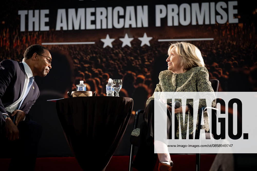 Rainbow PUSH Coalition President and CEO Yusef Jackson talks with former Secretary of State Hillary Clinton at Rainbow PUSH Coalition headquarters as part of the group s annual national convention on Thursday, June 11, 2026, in Chicago. Chicago USA - ZUMAm67_ 20260611_zaf_m67_003