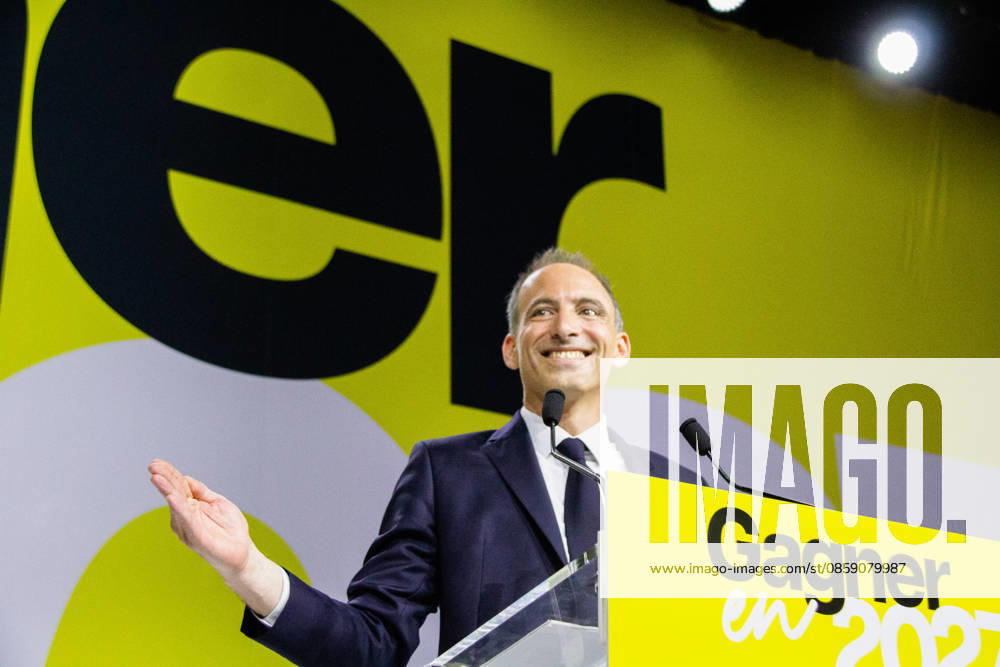 First meeting of Raphaël Glucksmann, as part of his candidacy for the presidential elections 4000 people were present according to the organization Raphaël Glucksmann, Member of the European Parliament and candidate for the presidential elections of 2027 457301 2026 06 13 Aubervilliers France