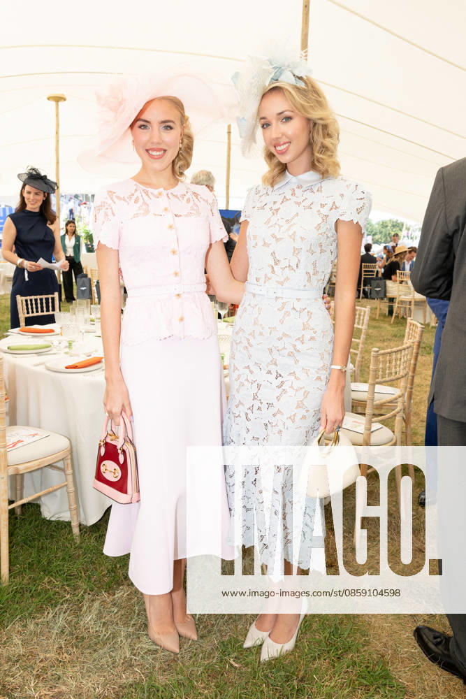 Prix De Diane Longines 2026 - Chantilly Princess Maria-Carolina de Bourbon Siciles and Princess Maria-Chiara de Bourbon Siciles attend the Prix de Diane Longines 2026 at Hippodrome de Chantilly on June 14, 2026 in Chantilly, France. Photo by Laurent Zabulon ABACAPRESS.COM Chantilly France