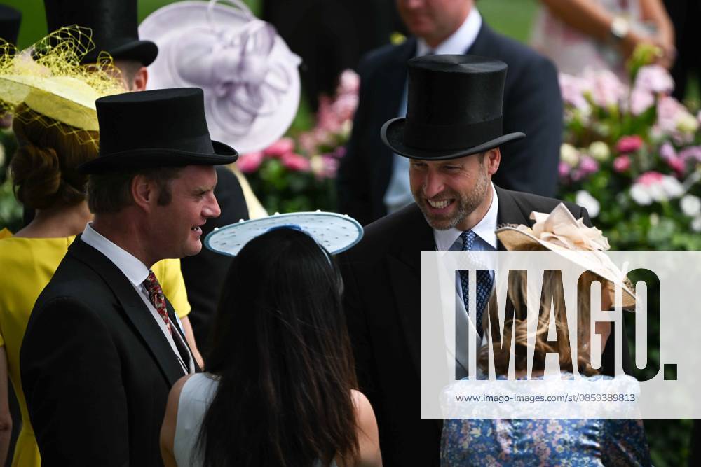 British royal family attends the Royal Ascot 2026 BERKSHIRE, UNITED KINGDOM - JUNE 17: William, Prince of Wales (R) and Catherine, Princess of Wales (not seen) attend the second day of the traditional Royal Ascot horse racing event, which has been held since 1711, in Berkshire, United Kingdom on June 17, 2026. Rasid Necati Aslim Anadolu Berkshire United Kingdom. Editorial use only. Please get in touch for any other usage.