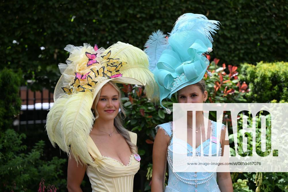 Royal Ascot 2026 BERKSHIRE, UNITED KINGDOM - JUNE 18: Visitors wearing elaborate hats and elegant outfits attend the third day of the traditional Royal Ascot horse racing event, held in the United Kingdom since 1711, at Ascot Racecourse in Berkshire, United Kingdom on June 18, 2026. Rasid Necati Aslim Anadolu Berkshire United Kingdom. Editorial use only. Please get in touch for any other usage.