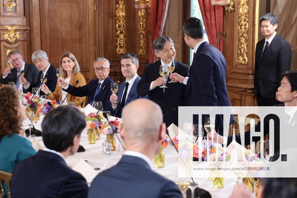 Japan s emperor in The Hague Emperor Naruhito (standing, L) of Japan and Dutch Prime Minister Rob Jetten (standing, R) toast during a luncheon hosted by the prime minister at the Mauritshuis in The Hague, the Netherlands, on June 18, 2026, during the emperor s state visit. A14AA0005619440P