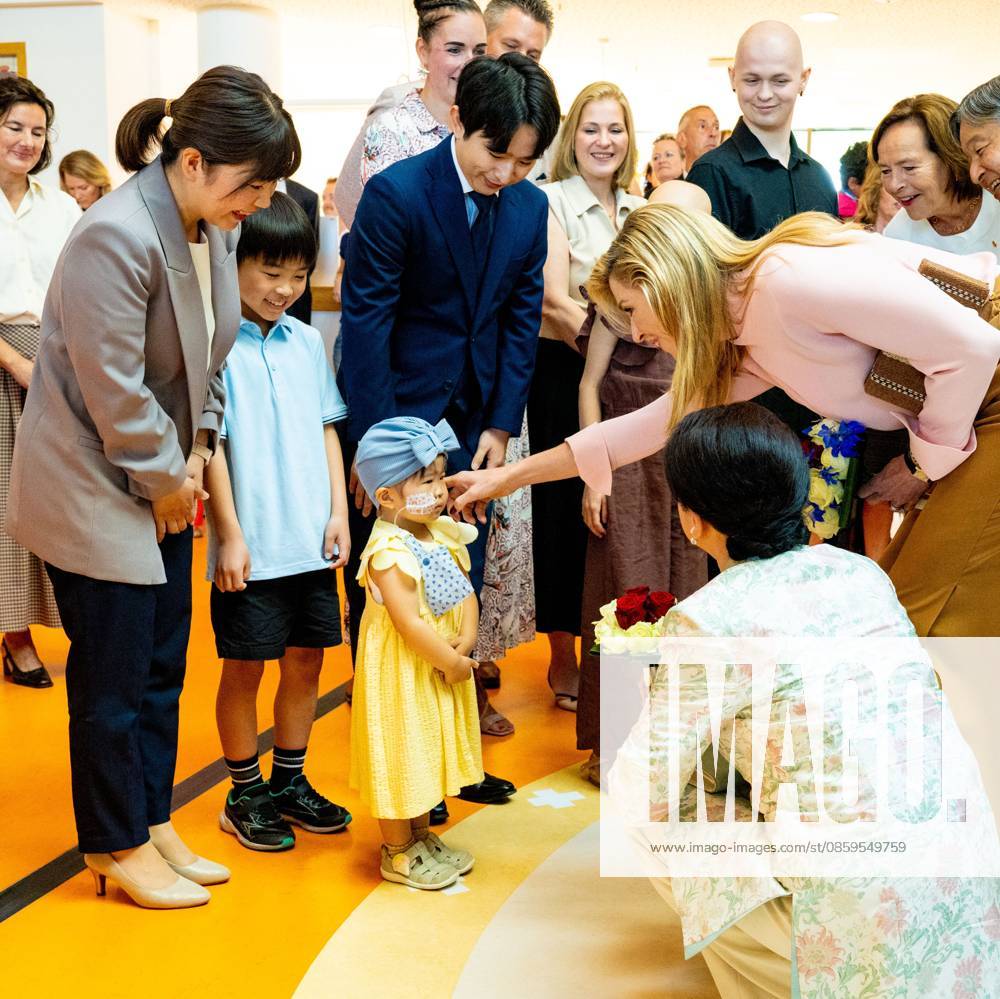 UTRECHT, The Netherlands, 2026-06-19 10:33:07 UTRECHT, 19-06-2026, Princess Maxima Center At the invitation of King Willem-Alexander and Queen Maxima, Emperor Naruhito of Japan is paying a state visit to the Netherlands. Emperor Naruhito is accompanied by Her Majesty Empress Masako. The state visit is a confirmation of the close and historic relationship between Japan and the Netherlands. The countries share 426 years of bilateral relations. PHOTO: NLBeeld POOL Mischa Schoemaker In the photo: Emperor Naruhito and Empress Masako. King Willem-Alexander and Queen Maxima visit the Princess Maxima Center for Pediatric Oncology in Utrecht. After a welcome by children, their parents, and hospital staff, the group visits the research wing. Cr