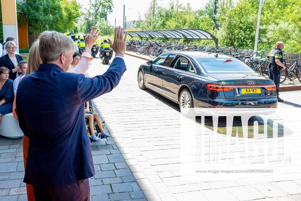 UTRECHT, The Netherlands, 2026-06-19 12:43:44 UTRECHT, 19-06-2026, Princess Maxima Center At the invitation of King Willem-Alexander and Queen Maxima, Emperor Naruhito of Japan is paying a state visit to the Netherlands. Emperor Naruhito is accompanied by Her Majesty Empress Masako. The state visit is a confirmation of the close and historic relationship between Japan and the Netherlands. The countries share 426 years of bilateral relations. PHOTO: NLBeeld POOL Mischa Schoemaker In the photo: Emperor Naruhito and Empress Masako. King Willem-Alexander and Queen Maxima visit the Princess Maxima Center for Pediatric Oncology in Utrecht. After a welcome by children, their parents, and hospital staff, the group visits the research wing. Cr