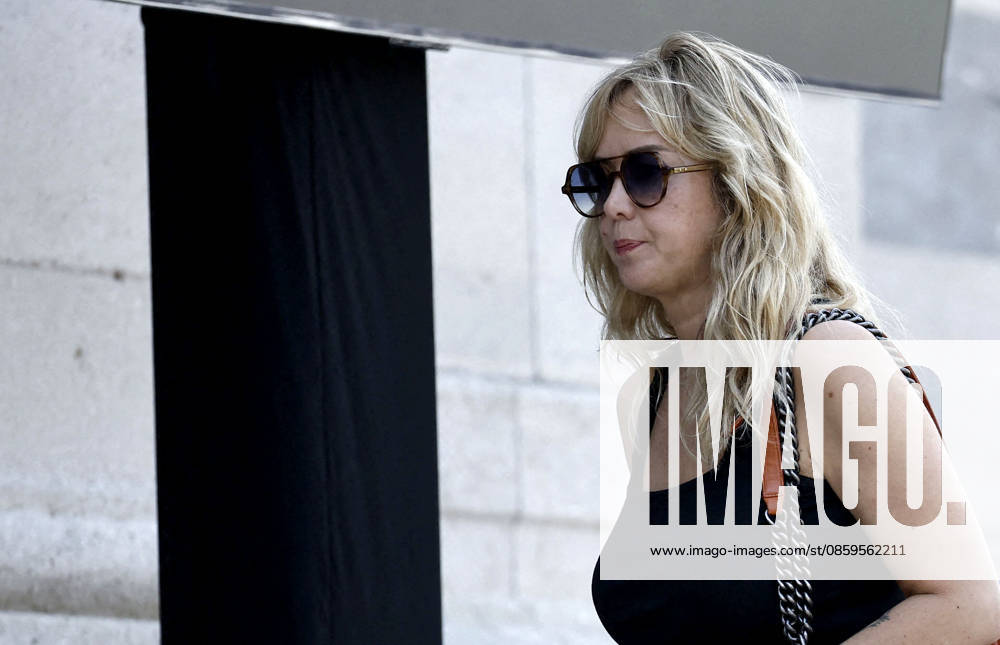Enora Malagré at the funeral of Mr. Satrapi at the Père Lachaise Crematorium in Paris on June 19, 2026. The author of the famous graphic novel, which was adapted into a film, Persepolis, died on June 3, 2026, at the age of 56, inconsolable over the loss of her husband, M. Ripa, which had occurred a year earlier. Cyril Moreau Bestimage at the funeral of M. Satrapi at the Père Lachaise Crematorium in Paris, on June 19, 2026. The author of the famous graphic novel, adapted into a film, Persepolis, died on June 3, 2026, at the age of 56, inconsolable over the loss of her husband, M. Ripa, which occurred a year earlier. Paris, France,detected_source_language