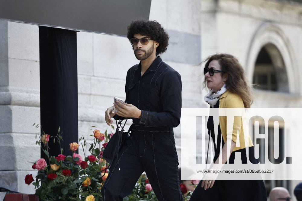 Gwendal Marimoutou at the funeral of Mr. Satrapi at the Père Lachaise Crematorium in Paris on June 19, 2026. The author of the famous graphic novel, which was adapted into a film, Persepolis, died on June 3, 2026, at the age of 56, inconsolable over the loss of her husband, M. Ripa, which occurred a year earlier. Cyril Moreau Bestimage at the funeral of M. Satrapi at the Père Lachaise Crematorium in Paris, on June 19, 2026. The author of the famous graphic novel, adapted into a film, Persepolis, died on June 3, 2026, at the age of 56, inconsolable over the loss of her husband, M. Ripa, which occurred a year earlier. Paris,detected_source_language