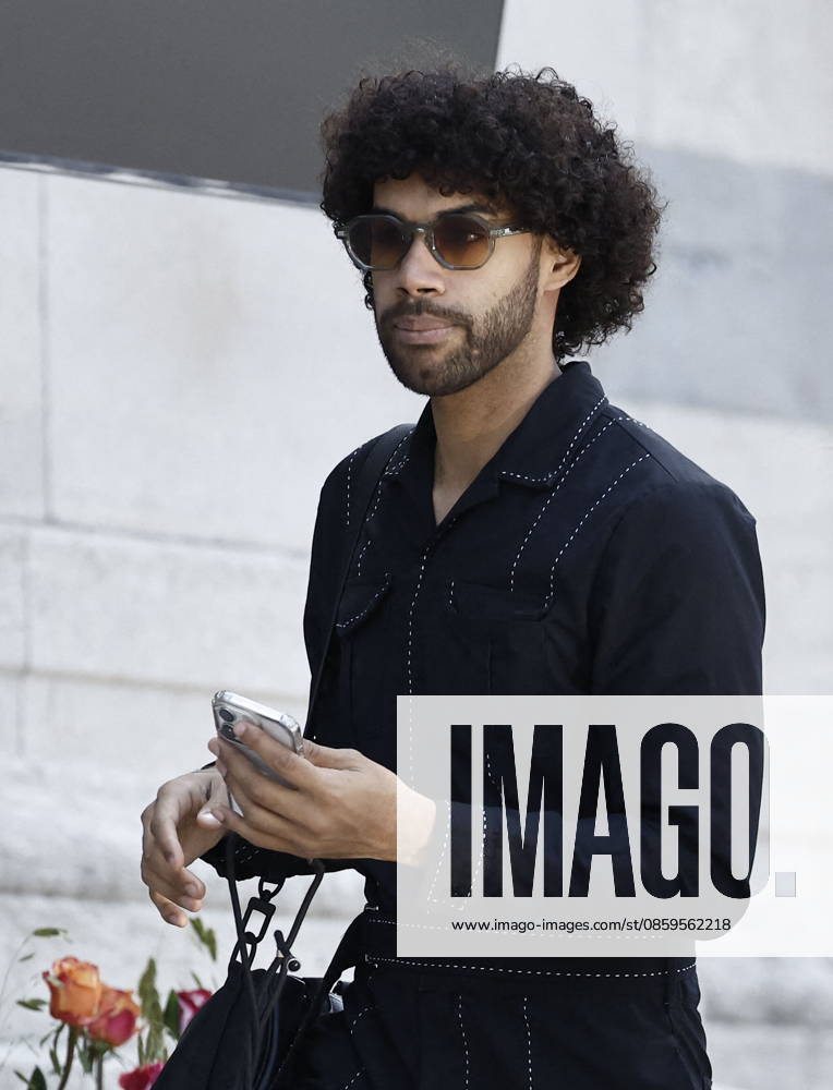 Gwendal Marimoutou at the funeral of Mr. Satrapi at the Père Lachaise Crematorium in Paris on June 19, 2026. The author of the famous graphic novel, which was adapted into a film, Persepolis, died on June 3, 2026, at the age of 56, inconsolable over the loss of her husband, M. Ripa, which occurred a year earlier. Cyril Moreau Bestimage at the funeral of M. Satrapi at the Père Lachaise Crematorium in Paris, on June 19, 2026. The author of the famous graphic novel, adapted into a film, Persepolis, died on June 3, 2026, at the age of 56, inconsolable over the loss of her husband, M. Ripa, which occurred a year earlier. Paris,detected_source_language
