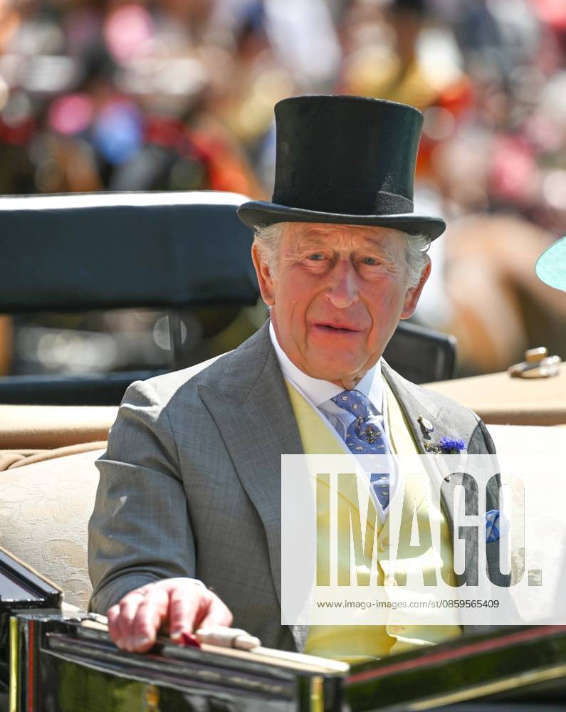 Royal Ascot 2026 BERKSHIRE, UNITED KINGDOM - JUNE 19: King Charles III and Queen Camilla attend the fourth day of the traditional Royal Ascot horse racing event, which has been held since 1711, in Berkshire, United Kingdom on June 19, 2026. Rasid Necati Aslim Anadolu Berkshire United Kingdom. Editorial use only. Please get in touch for any other usage.