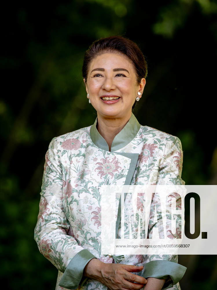 Amsterdam Empress Masako planting a cherry tree in the Blossom Park in the Amsterdam Forest on the 3rd and last day of the 3 day statevisit to the Netherlands. Â