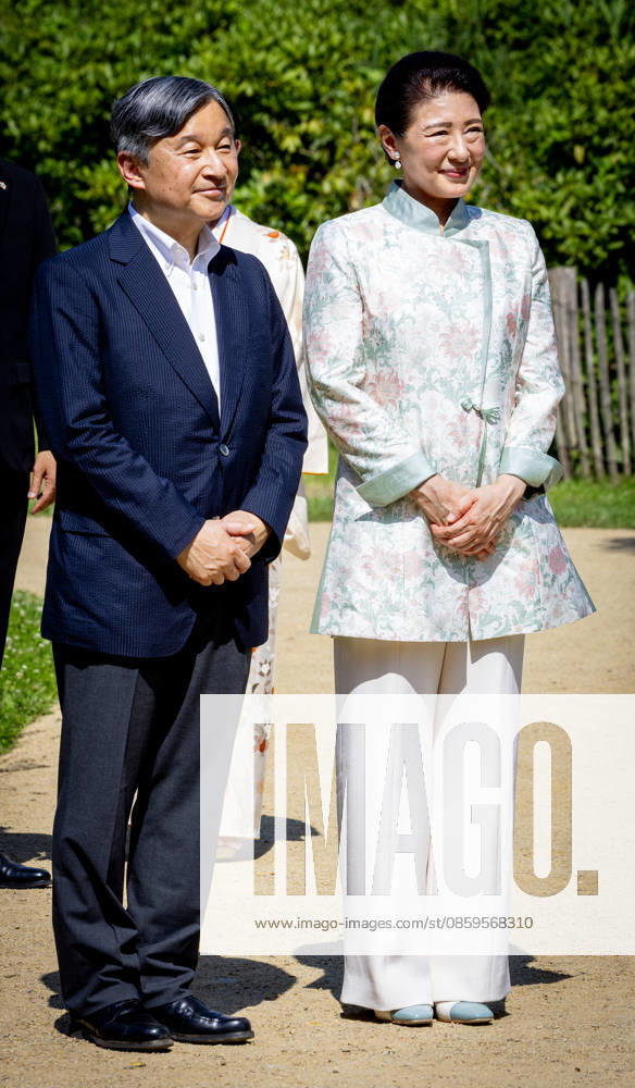 Amsterdam Emperor Naruhito of Japan and Empress Masako planting a cherry tree in the Blossom Park in the Amsterdam Forest on the 3rd and last day of the 3 day statevisit to the Netherlands. Â