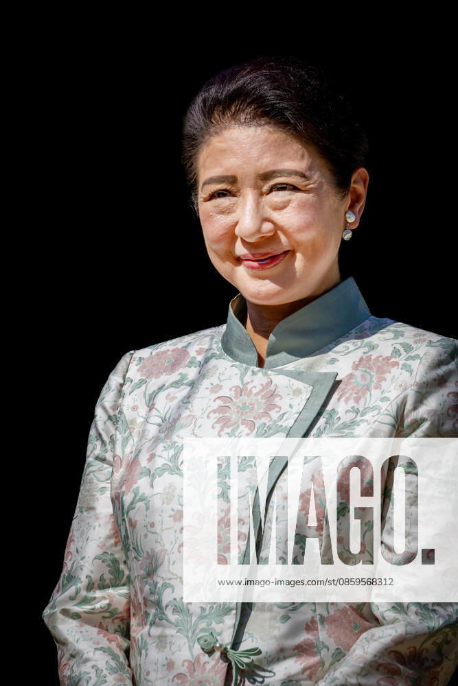 Amsterdam Empress Masako planting a cherry tree in the Blossom Park in the Amsterdam Forest on the 3rd and last day of the 3 day statevisit to the Netherlands. Â