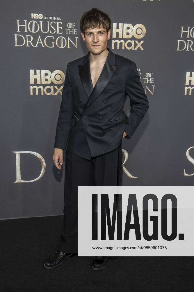 ABB HBO- Moritz Baeckerling zu Gast auf dem schwarzen Teppich bei der Deutschland Premiere zur dritten Staffel der HBO Original Serie House of the Dragon im Kino International am 19.06.2026 in Berlin Berlin Deutschland