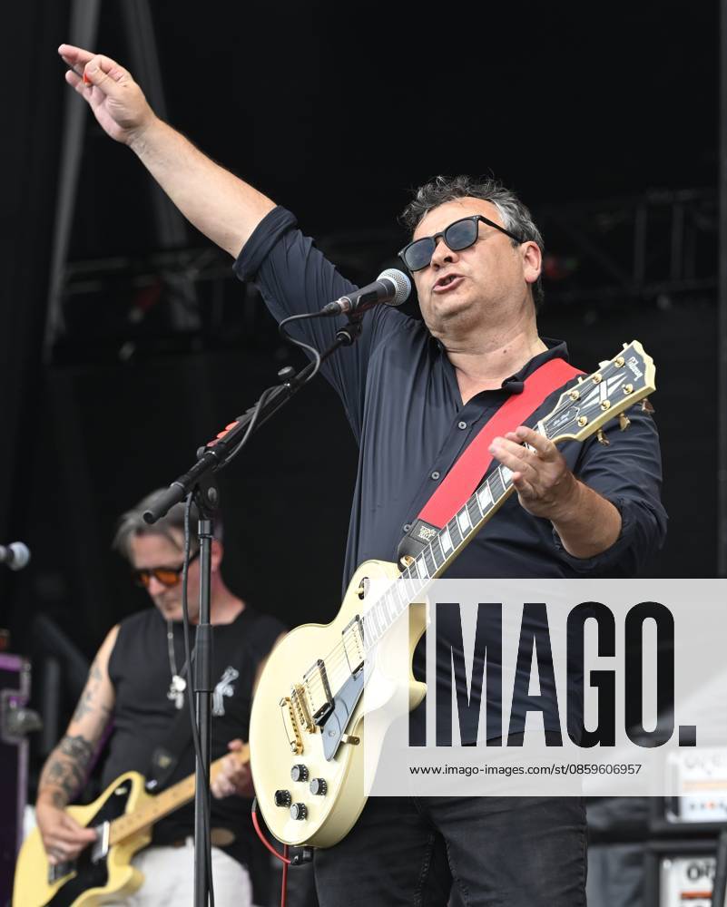 Singer and guitarist James Dean Bradfield of Manic Street Preachers performs during the music festival Metronome Prague, on June 20, 2026, in Prague, Czech Republic. (CTKxPhoto MichalxKrumphanzl) CTKPhotoP2026062004705 CTKPhotoP2026062004705