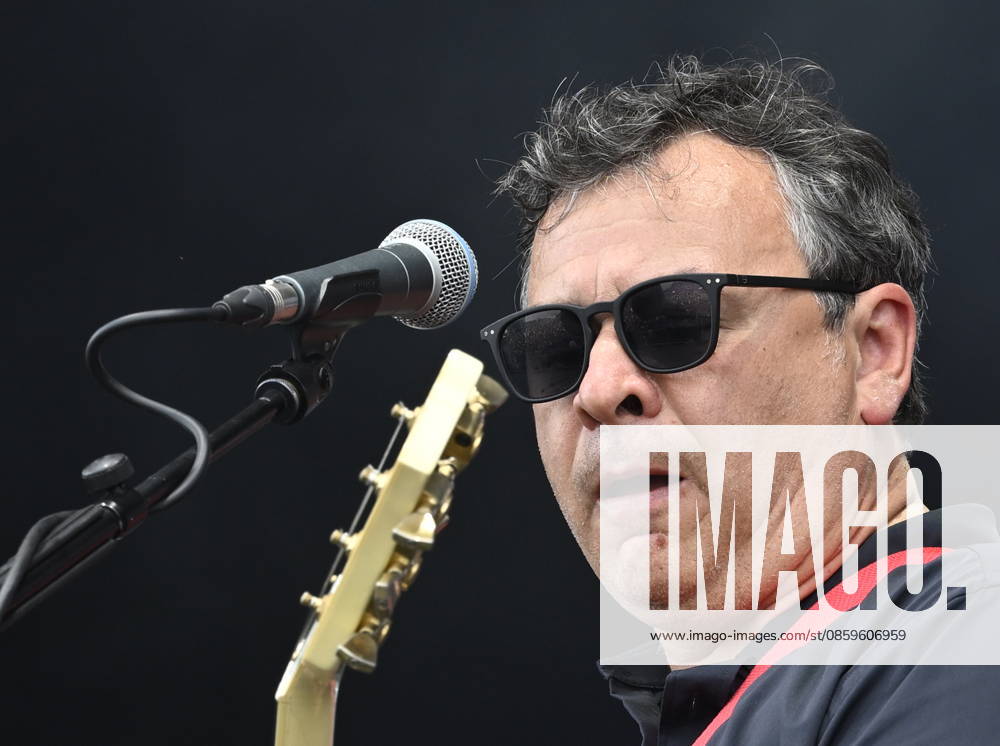 Singer and guitarist James Dean Bradfield of Manic Street Preachers performs during the music festival Metronome Prague, on June 20, 2026, in Prague, Czech Republic. (CTKxPhoto MichalxKrumphanzl) CTKPhotoP2026062004731 CTKPhotoP2026062004731