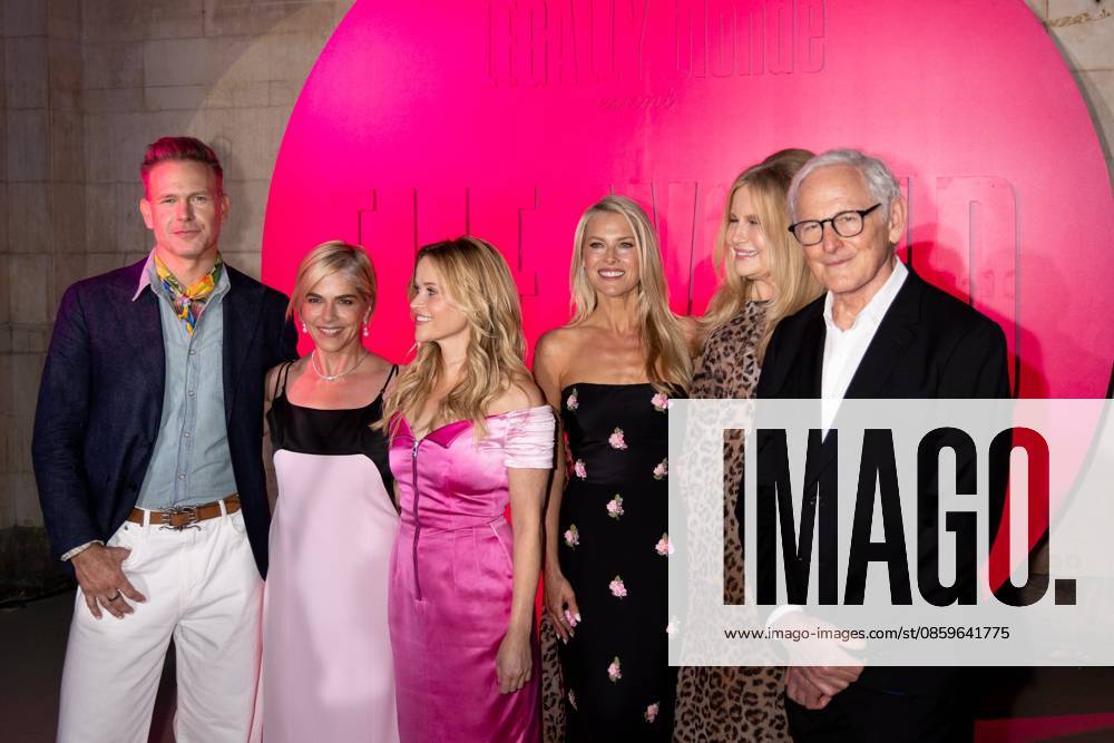 Mathew Davis, Selma Blair, Reese Witherspoon, Ali Carter, Jennifer Coolidge, Victor Garber at arrivals for ELLE WORLD Grand Opening, Hall des Lumieres, New York, NY, June 20, 2026. Photo By: Ryan Billings Everett Collection ELLE WORLD Grand Opening PUBLICATIONXNOTxINxCANxCHNxFRAxITAxJPNxNORxPOLxRUSxESPxUKxUSA