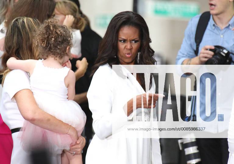 New York, New York, U.S. - MICHELLE OBAMA at International Day of the Girl on the Today Show,.Rockefeller Plaza, NYC NYC.October 12, 2018,.Photos by , Photos Inc New York U.S. - ZUMAms4_ 20181012_zaf_ms4_039