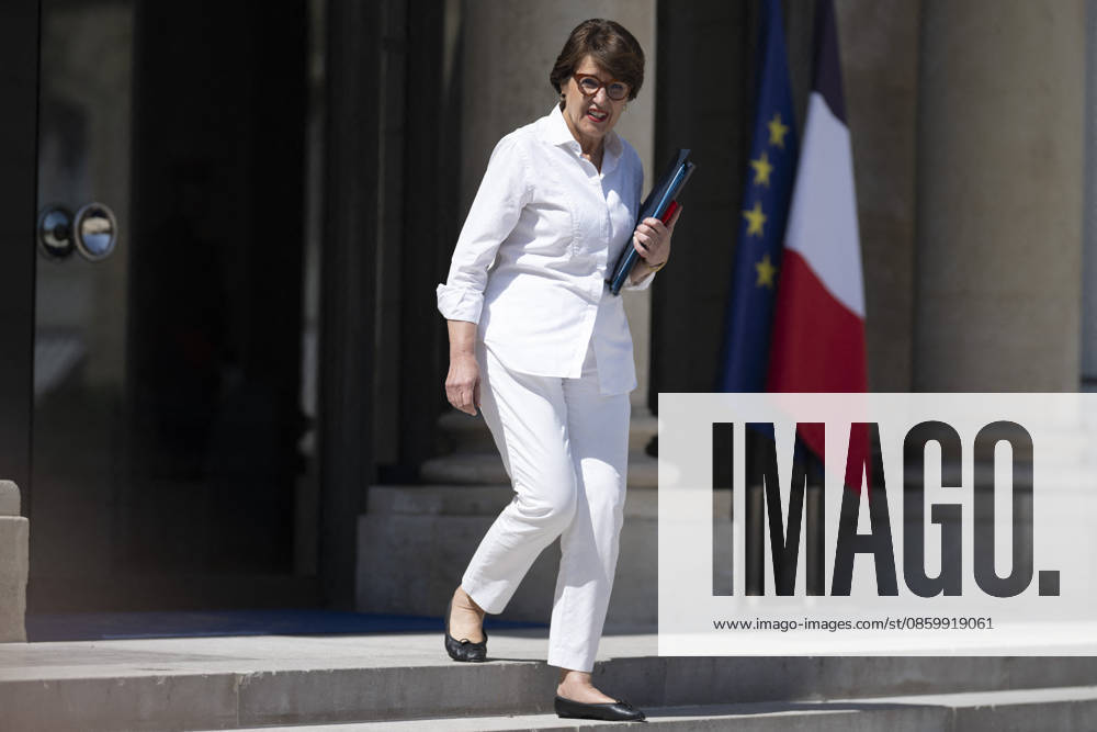 Weekly Cabinet Meeting - Paris French Agriculture Minister Annie Genevard leaves after the weekly cabinet meeting at the Elysee Palace in Paris on June 24, 2026.Photo by Eliot Blondet ABACAPRESS.COM Paris France France