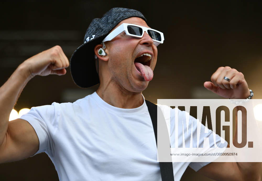 Point Break Music Festival 2026 brings PEPPER member BRETT BOLLINGER to the oceanfront in Virginia Beach, Virginia on 21 June 2026. Photo  2026 Virginia Beach USA - ZUMAm90_ 20260621_zap_m90_105
