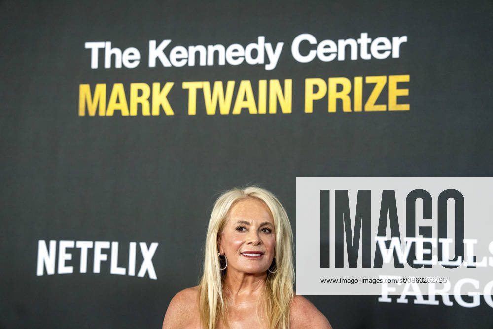 Pamella Roland DeVos arrives on the red carpet before the 27th Mark Twain Prize for American Humor Award at the Kennedy Center for the Performing Arts in Washington DC on Sunday, June 28, 2026. WAP20260628347 BONNIExCASH