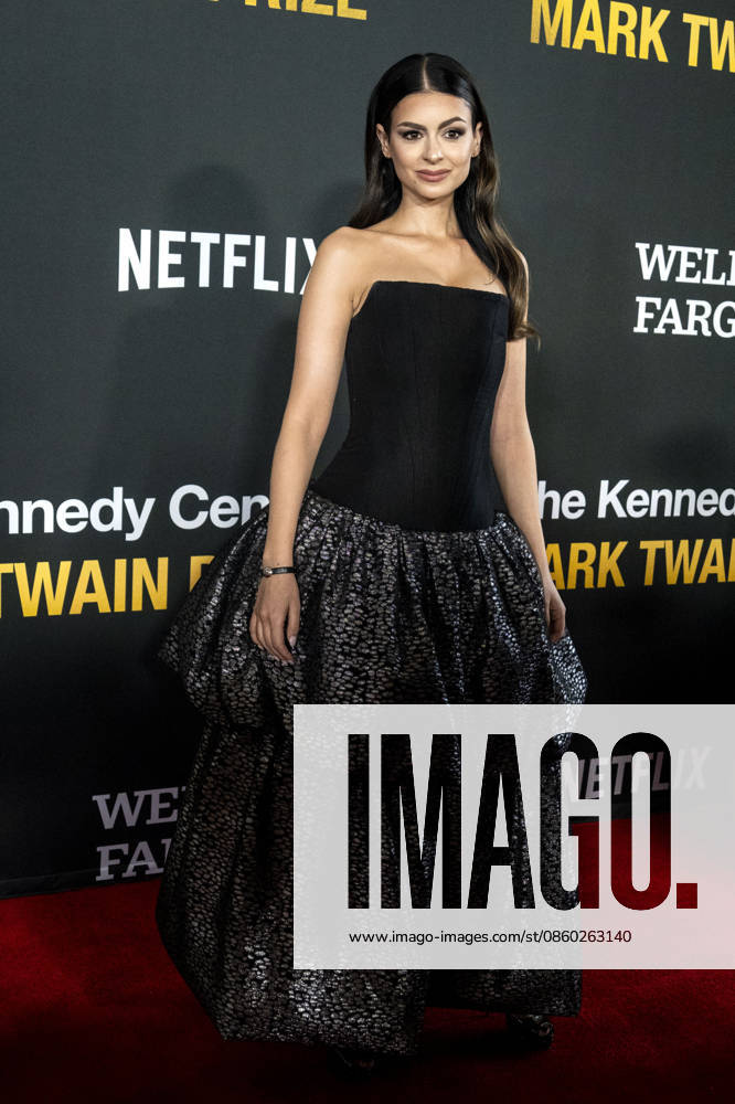 Elizabeth Pipko arrives on the red carpet before the 27th Mark Twain Prize for American Humor Award at the Kennedy Center for the Performing Arts in Washington DC on Sunday, June 28, 2026. WAP20260628351 BONNIExCASH