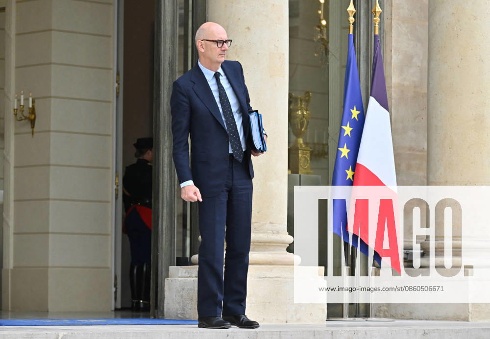 Roland Lescure, Minister of the Economy, Finance, and Industrial, Energy, and Digital Sovereignty, Ministers leaving the weekly cabinet meeting at the Élysée Palace in Paris, France, on July 1, 2026. Christian Liewig Bestimage. Paris, France