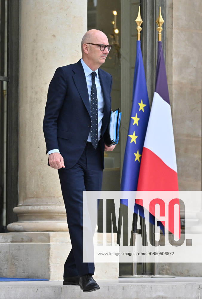Roland Lescure, Minister of the Economy, Finance, and Industrial, Energy, and Digital Sovereignty, Ministers leaving the weekly cabinet meeting at the Élysée Palace in Paris, France, on July 1, 2026. Christian Liewig Bestimage. Paris, France