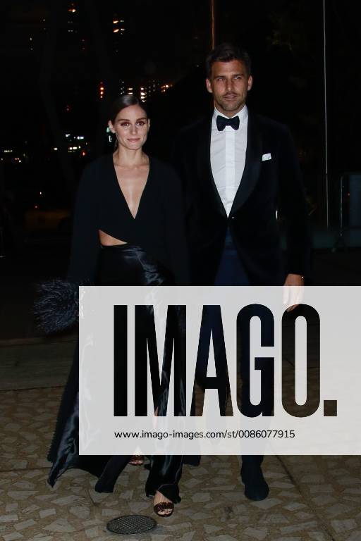 NEW YORK, NY - OCTOBER 17: Olivia Palermo and Johannes Huebl are seen on October 17, 2018 in New York City.