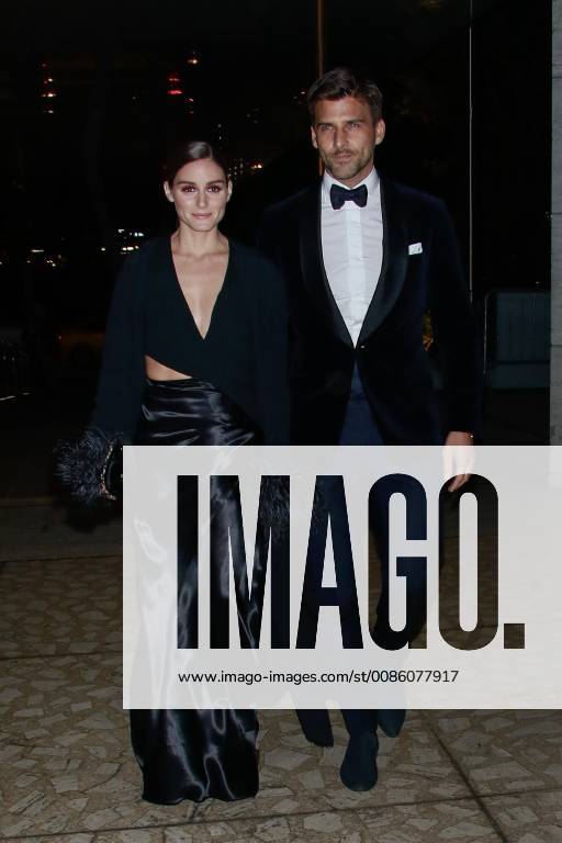 NEW YORK, NY - OCTOBER 17: Olivia Palermo and Johannes Huebl are seen on October 17, 2018 in New York City.