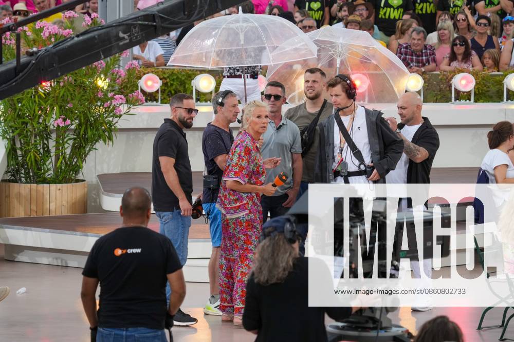 ZDF-Fernsehgarten 2026. Andrea (Kiwi) Kiewel im ZDF Fernsehgarten mit dem Motto Urlaubsfeeling am 05.07.2026 in Mainz. Mainz ZDF Fernsehgarten Rheinland-Pfalz