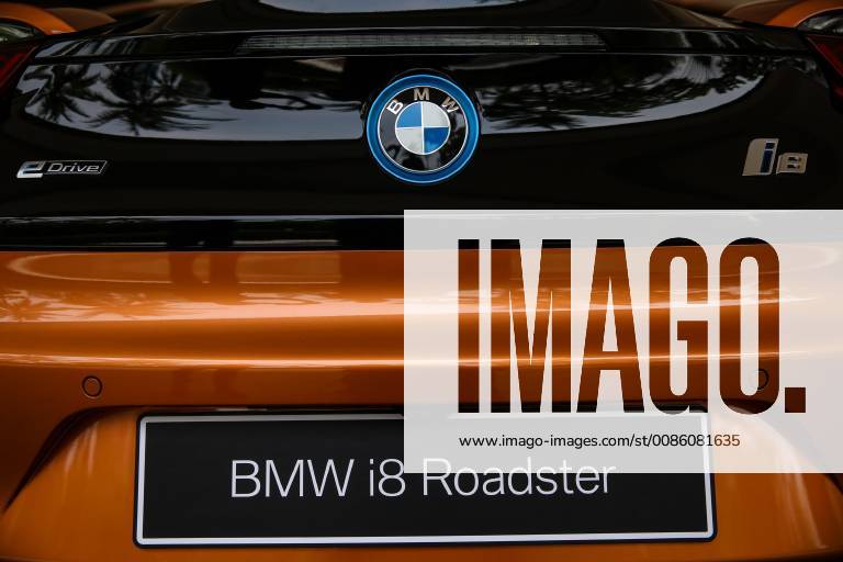 Jakarta, Indonesia - BMW i8 Roadster displayed during a media preview in Jakarta, Indonesia on Wednesday, October 17, 2018. Jakarta Indonesia - ZUMAn230 20181017_zaa_n230_132