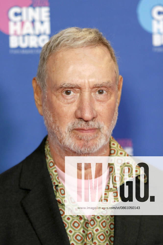 Roland Emmerich bei der Verleihung der Gläsernen Leinwand an Roland Emmerich im Rahmen der CineHamburg 2026 im Cinemaxx Dammtor. Hamburg