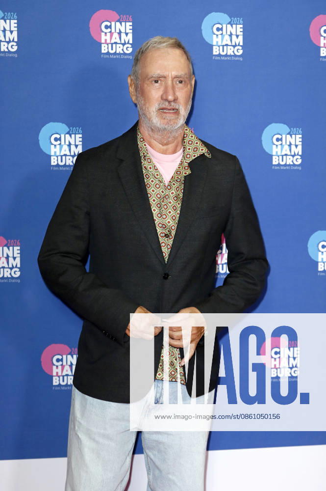 Roland Emmerich bei der Verleihung der Gläsernen Leinwand an Roland Emmerich im Rahmen der CineHamburg 2026 im Cinemaxx Dammtor. Hamburg