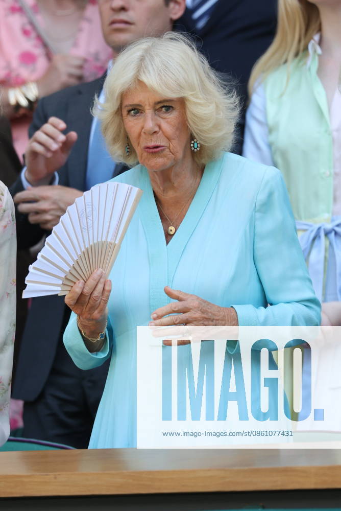 . 08 07 2026. London, United Kingdom. Queen Camilla, Peter Phillips and Harriet Sperling and Elle Fanning in the Royal Box on day ten of the Wimbledon Tennis Championships in London. xStephenxLockx xi-Imagesx IIM-26894-0060