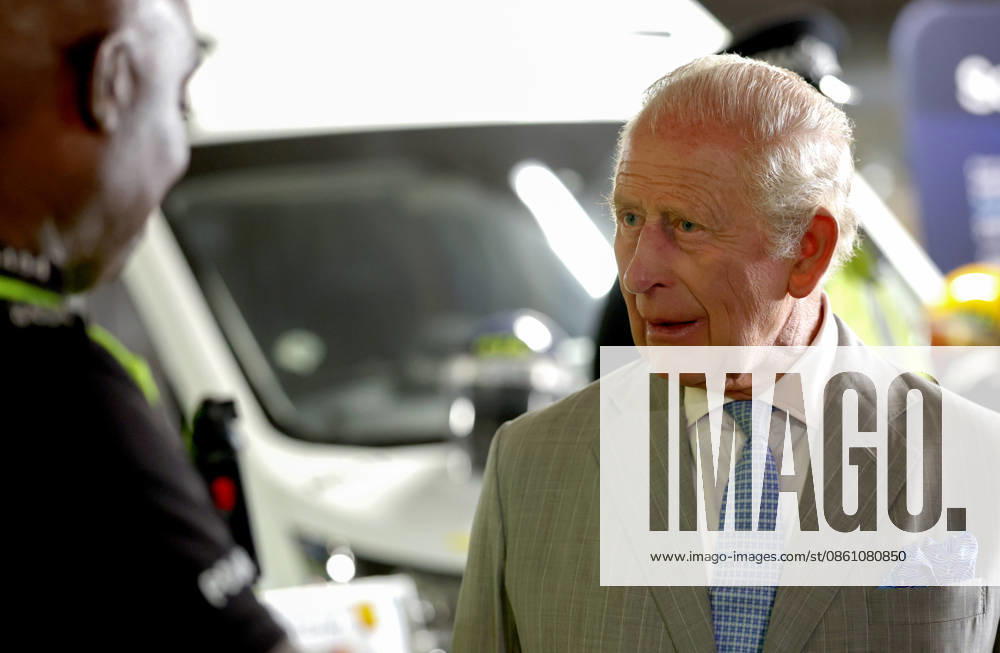 King Charles III Opens Headquarters Of The British Transport Police LONDON, ENGLAND - JULY 08: King Charles III speaks with specialist officers as he attends the official opening of the British Transport Police Headquarters on July 08, 2026 in London, England. During the engagement, His Majesty met British Transport Police (BTP) officers and first responders who attended the scene after the Bedford train crash on June 19., Credit:Shane Anthony Sinclair PA ROTA - B68 Avalon United Kingdom, England, London