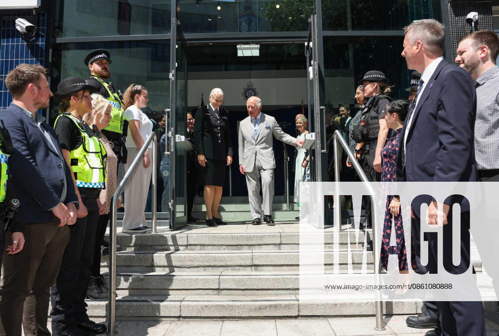 King Charles III Opens Headquarters Of The British Transport Police LONDON, ENGLAND - JULY 08: King Charles III departs after the official opening of the British Transport Police Headquarters on July 08, 2026 in London, England. During the engagement, His Majesty met British Transport Police (BTP) officers and first responders who attended the scene after the Bedford train crash on June 19., Credit:Shane Anthony Sinclair PA ROTA - B68 Avalon United Kingdom, England, London