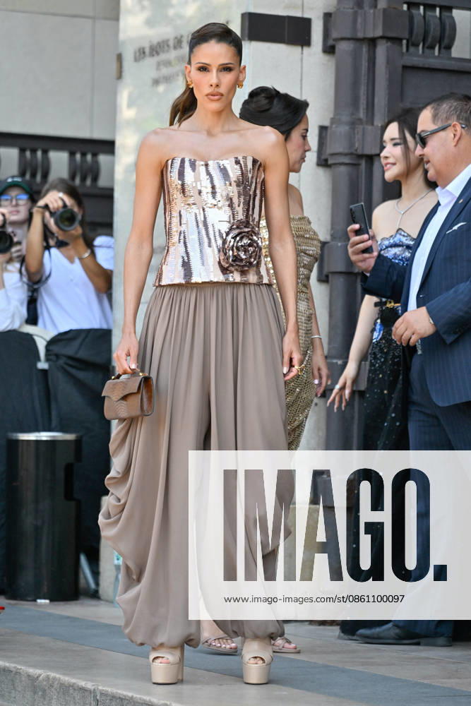 PFW Haute Couture Elie Saab Outside Arrivals JR Dy Miryan arriving at the Elie Saab show during Haute Couture Fashion Week in Paris, France, on 8 July 2026. Photo by Julien Reynaud APS-Medias ABACAPRESS.COM Paris France