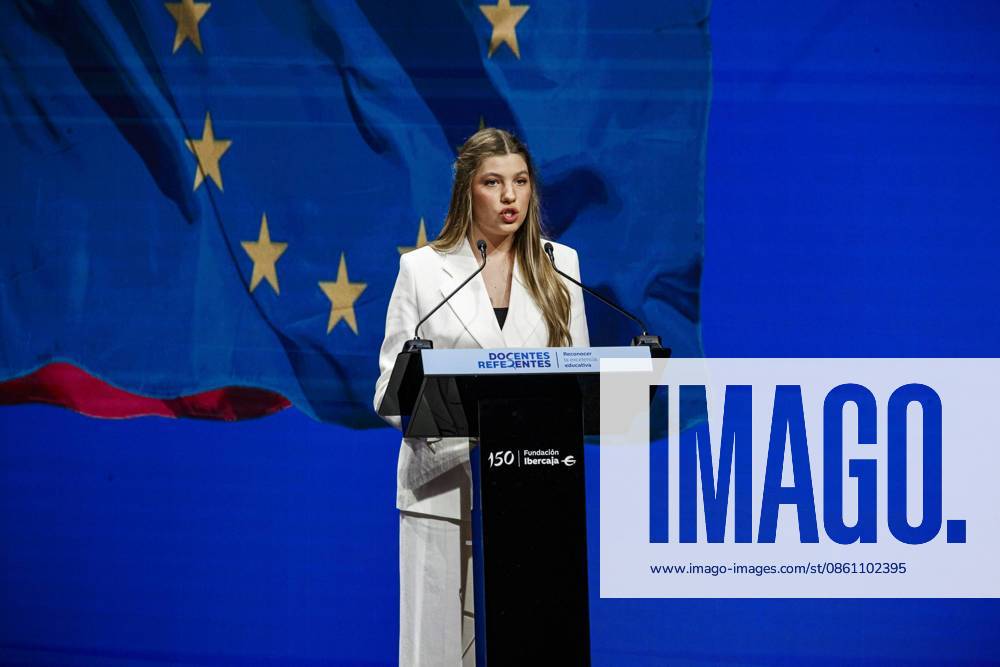 Infanta Sofia, along with King Felipe and Queen Letizia and Princess Leonor, presided over the Leading Teachers event of the Ibercaja Foundation, where Infanta Sofia gave her first solo speech, in Zaragoza on Wednesday, July 8, 2026. La Infanta Sofia junto a los reyes Felipe y Letizia y la princesa Leonor presiden el evento Docentes Referentes de la Fundación Ibercaja, donde la infanta Sofia realiza su primer discurso en solitario, en Zaragoza el miércoles 8 de julio de 2026. 900 LOF Cordon Press Cordon Press