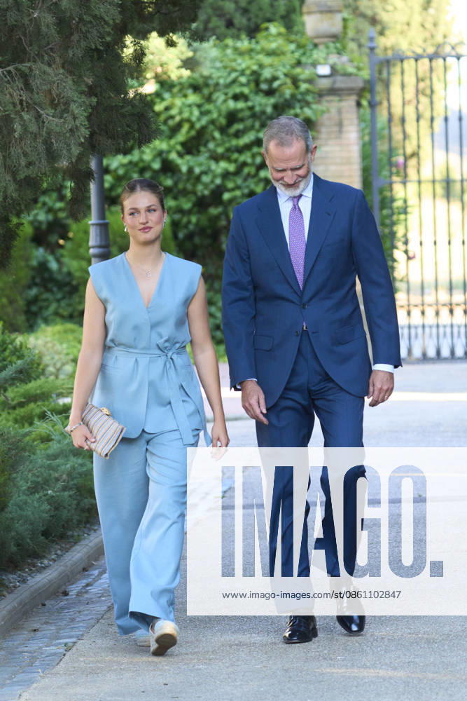 Zaragoza Princess Leonor and King Felipe during attending the Docentes Referentes event by Ibercaja Foundation in Zaragoza. No Spain Â