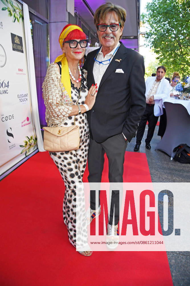 Jörg Draeger mit Ehefrau Petra Draeger bei der Restaurant Bellucci La Grande Bellezza Sommerparty in Berlin am 09.07.2026