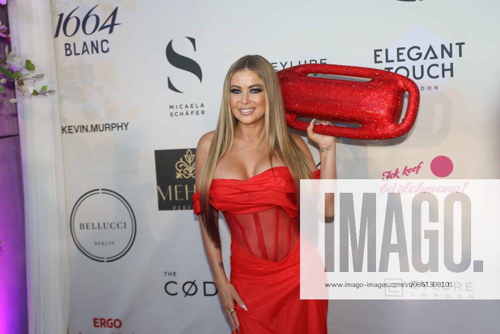 Carmen Electra bei der exklusiven La Grande Bellezza Sommerparty im Restaurant Bellucci. Berlin