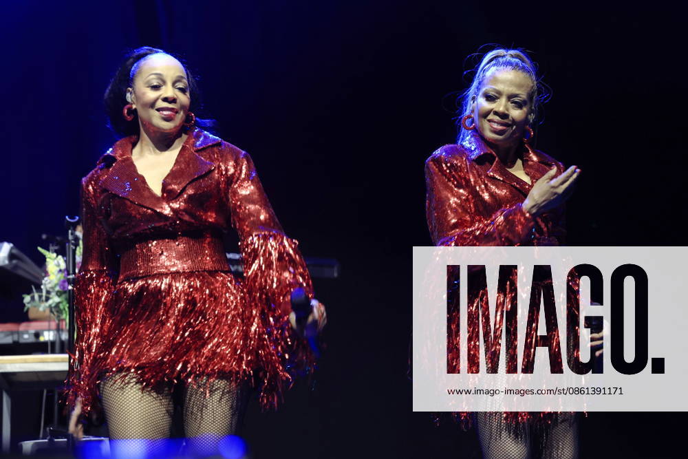 EN VOGUE, im Konzert live in der Uber Eats Music Hall, Berlin, Sängerin, Musik, mit Cindy Herron, Terry Ellis, Maxine Jones, Rhona Bennett, Berlin